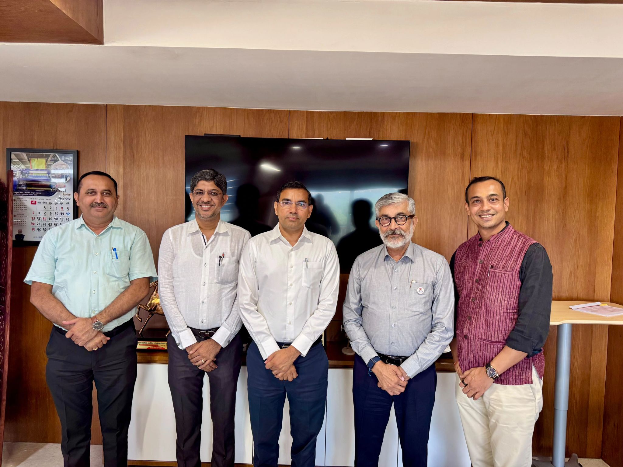 Meets Tourism Secretary on Cinematic Tourism Sector